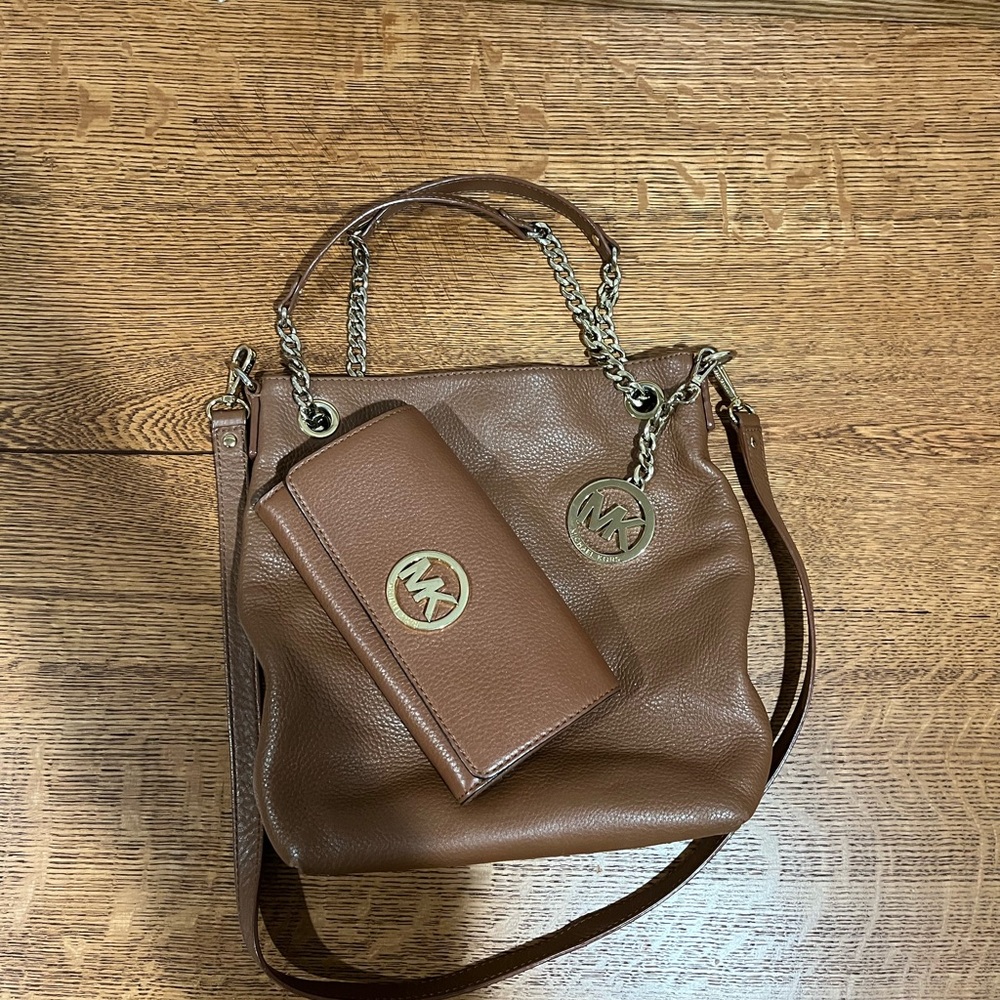 Michael Kors Tan Pebbled Leather Shoulder Tote with Wallet